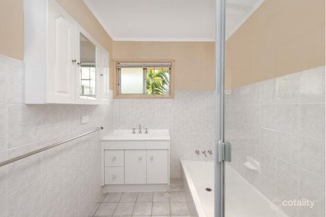 Property photo of 66 Valentia Street Mansfield QLD 4122