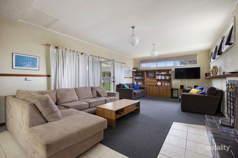 Property photo of 20 Beach Parade Sandy Point VIC 3959