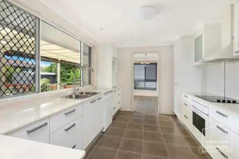 Property photo of 5 Enfield Crescent Battery Hill QLD 4551