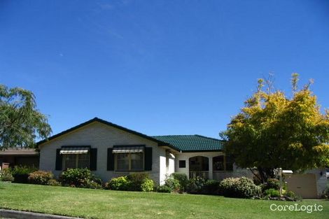19 Chartley St, Warners Bay, NSW 2282