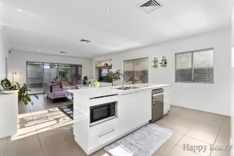 Property photo of 28 Pilkington Street Canning Vale WA 6155