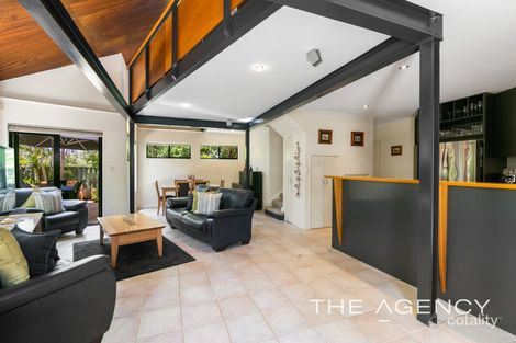 Property photo of 10 Castle Hill Close Bicton WA 6157