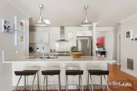 Property photo of 2 Juliana Street Bentleigh East VIC 3165