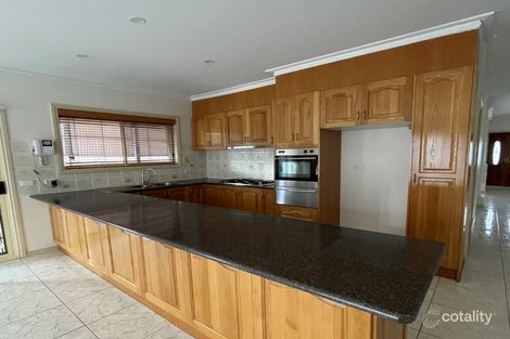 Property photo of 13 Lockwood Drive Roxburgh Park VIC 3064