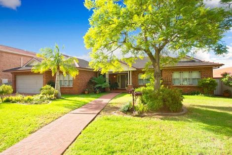 8 Diamond Cres, Bonnyrigg, NSW 2177