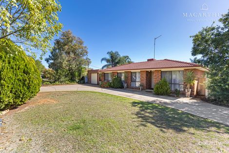 Property photo of 10 Crisp Drive Ashmont NSW 2650