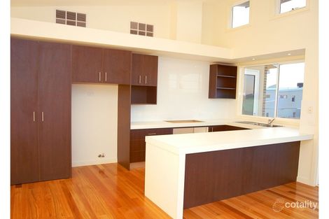 Property photo of 10 Bamber Close Mordialloc VIC 3195