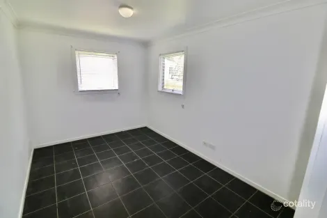 18 Erobin St, Coochiemudlo Island, QLD 4184