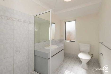 Property photo of 17 La Grange Place Meadow Springs WA 6210