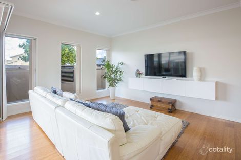 Property photo of 45 Azure Way Hope Island QLD 4212