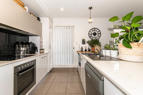 Property photo of 3 Grindelia Drive Springfield Lakes QLD 4300