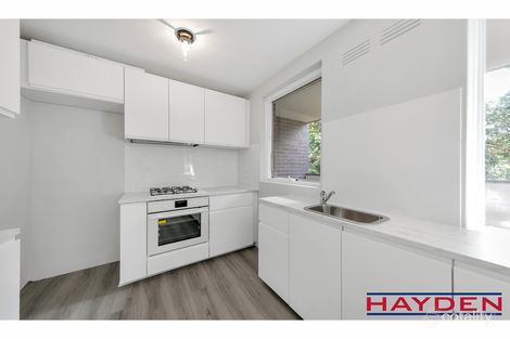 Property photo of 8/11 Redan Street St Kilda VIC 3182