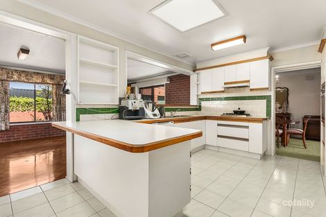 Property photo of 15 Tasman Avenue Strathmore Heights VIC 3041