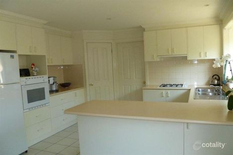 Property photo of 64 Albert Place Dingley Village VIC 3172