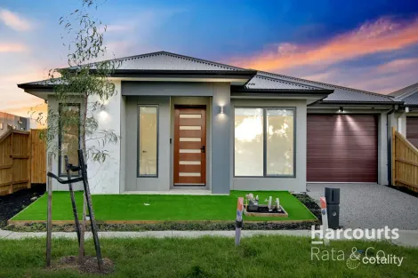 65 PICCADILLY DR, WOLLERT, VIC 3750