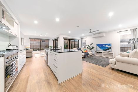 Property photo of 19 Callistemon Street Officer VIC 3809