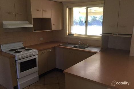 Property photo of 6 Echuca Place Cowra NSW 2794