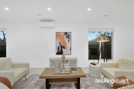 Property photo of 9 Cloverfield Crescent Wollert VIC 3750