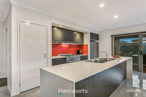 Property photo of 21 Tilden Rise Cranbourne North VIC 3977