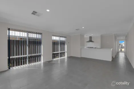 Property photo of 16 Swanson Loop Coodanup WA 6210