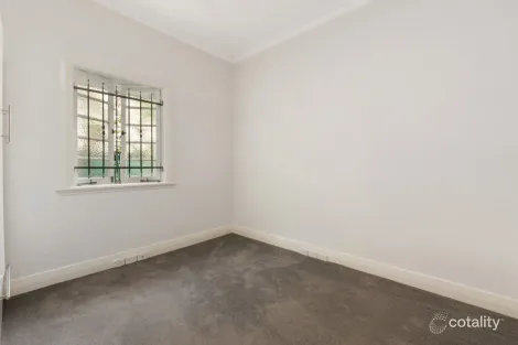 Property photo of 8 Cottenham Street Fairfield QLD 4103