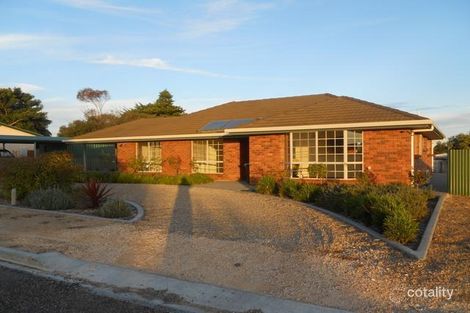 2 Chapel St, Milang, SA 5256