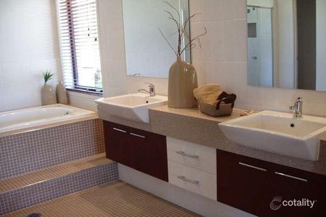 Property photo of 77 Observatory Drive Reedy Creek QLD 4227