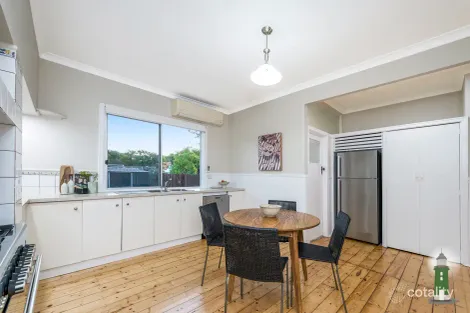 Property photo of 1 Holmes Place Hilton WA 6163