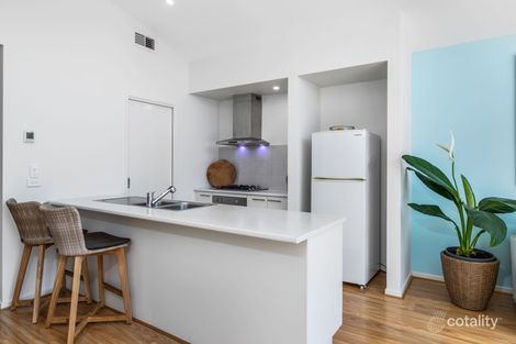 Property photo of 3 Comtois Lane Clyde North VIC 3978