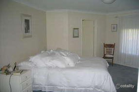 Property photo of 10 Acorn Place Dunsborough WA 6281