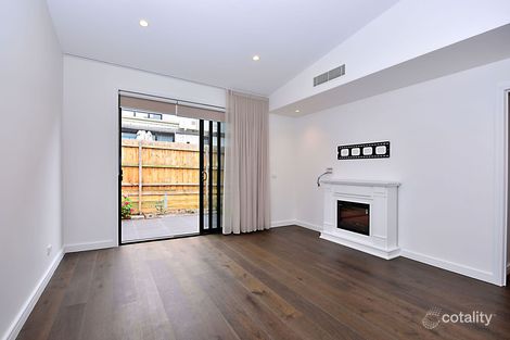 Property photo of 14 Rosevae Crescent Keysborough VIC 3173