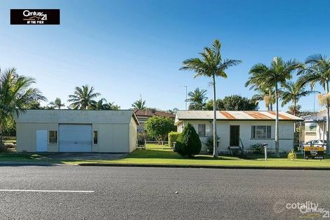 64 Kent St, Urangan, QLD 4655