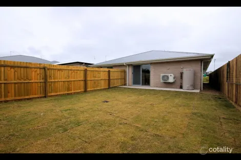 Property photo of 28 Mia Street Flinders View QLD 4305