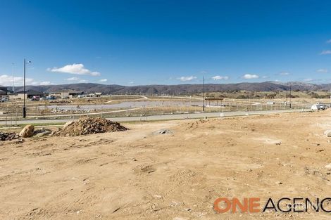 30 Hawke St, Googong, NSW 2620