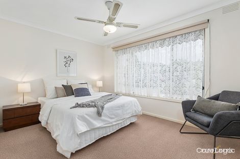 Property photo of 2/797 Elgar Road Doncaster VIC 3108