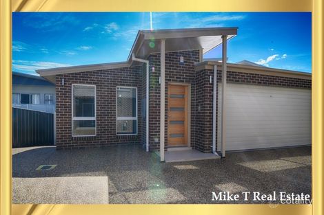 Property photo of 22 Chaplin Place Albion Park NSW 2527