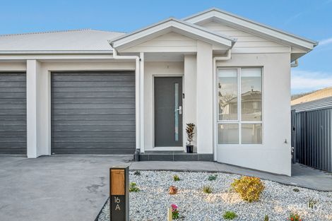 16a Farrier Pl, Kembla Grange, NSW 2526