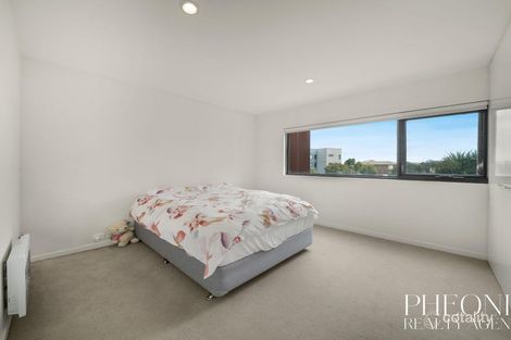 108/50 Catamaran Dr, Werribee South, VIC 3030
