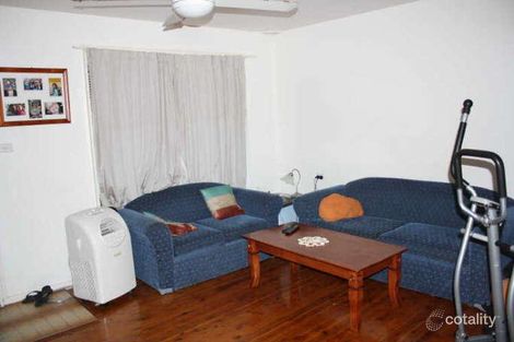 Property photo of 34 Maree Boulevard Killarney Vale NSW 2261