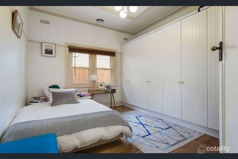 Property photo of 33 Kensington Road Kensington VIC 3031