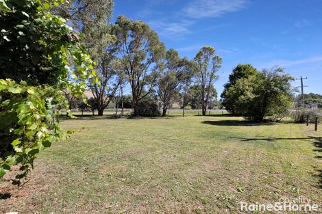 29 Bathurst St, Perthville, NSW 2795