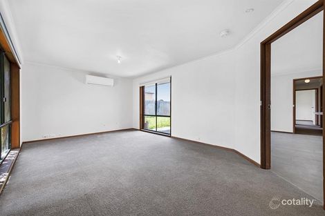 Property photo of 32 Weber Drive Mornington VIC 3931