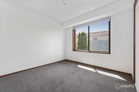 Property photo of 32 Weber Drive Mornington VIC 3931