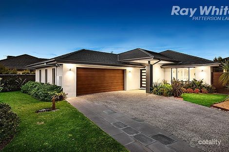 Property photo of 8 Artesian Place Waterways VIC 3195