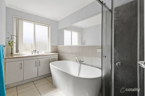 Property photo of 56 Coochin Hills Drive Beerwah QLD 4519