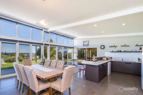 Property photo of 1 Thomas Court Seabird WA 6042