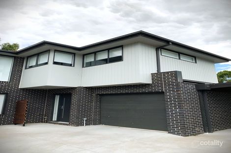 2/21 Cameron Way, Pakenham, VIC 3810