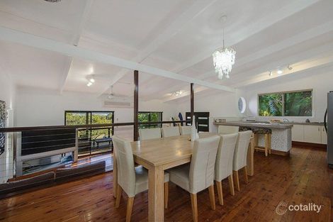 Property photo of 18 Sefton Place Robina QLD 4226