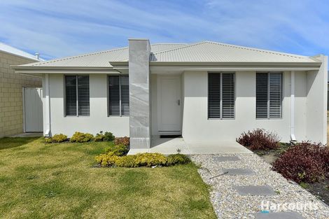 Property photo of 10 Silvereye Way Erskine WA 6210