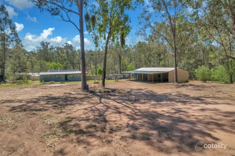 8 Waddington Pde, Plainland, QLD 4341